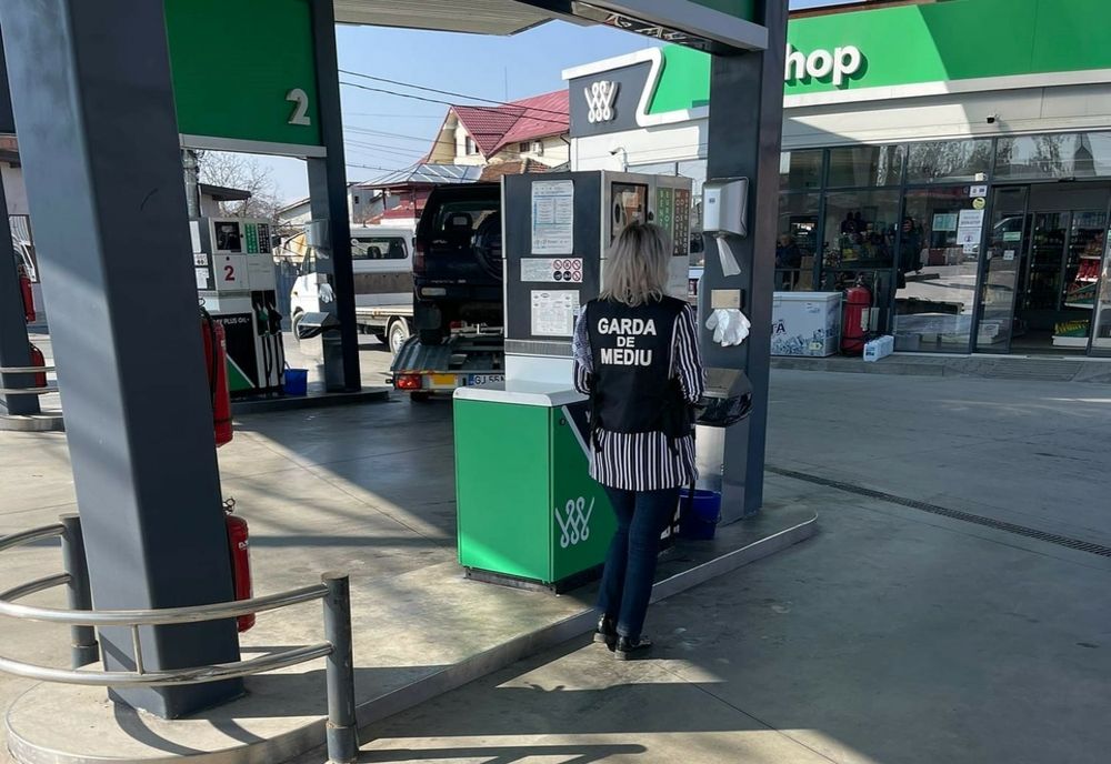 Plasat sub control judiciar pentru furt de țigări în valoare de 10.000 de lei din două stații de carburanți