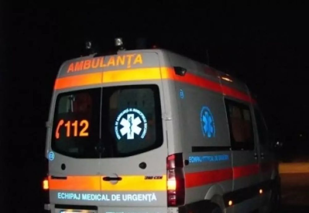 Căruță lovită de un autoturism pe DN2B. Patru persoane din atelajul hipo au fost rănite
