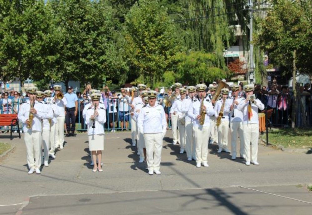 Brăilenii sunt așteptați pe Faleza Dunării la sărbătoarea Zilei Marinei