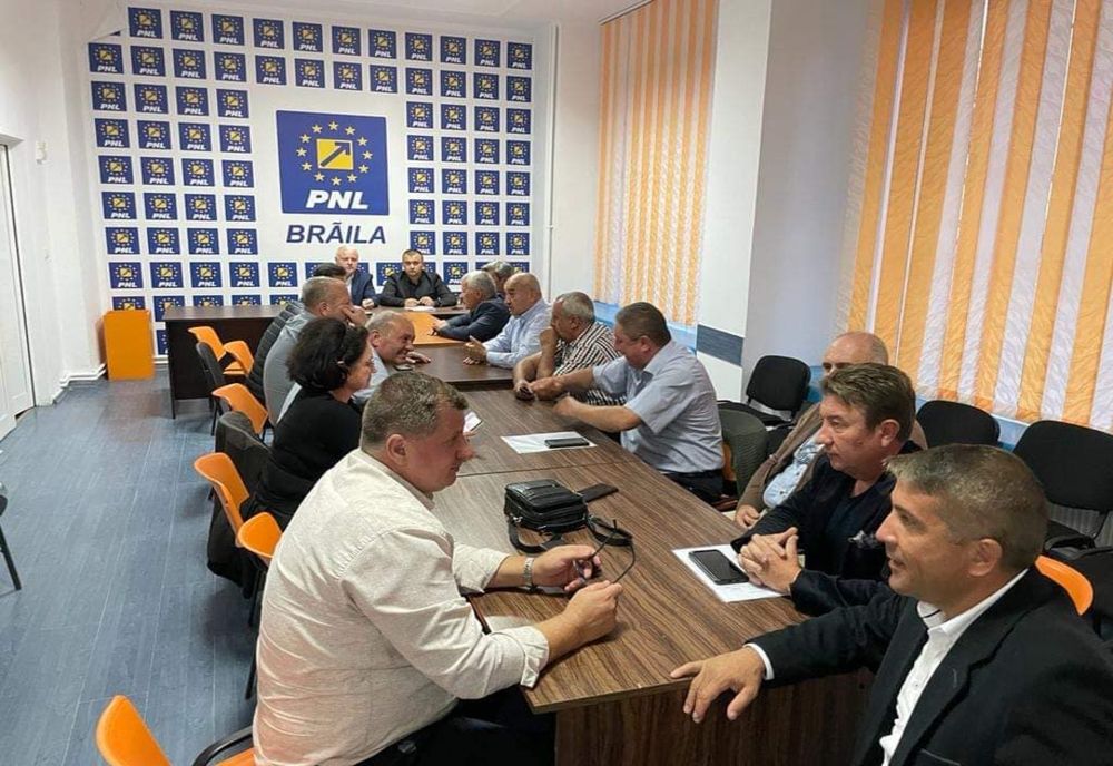 Întâlnire a primarilor liberali din Brăila cu Marin Țole, secretar de stat în Ministerul Dezvoltării