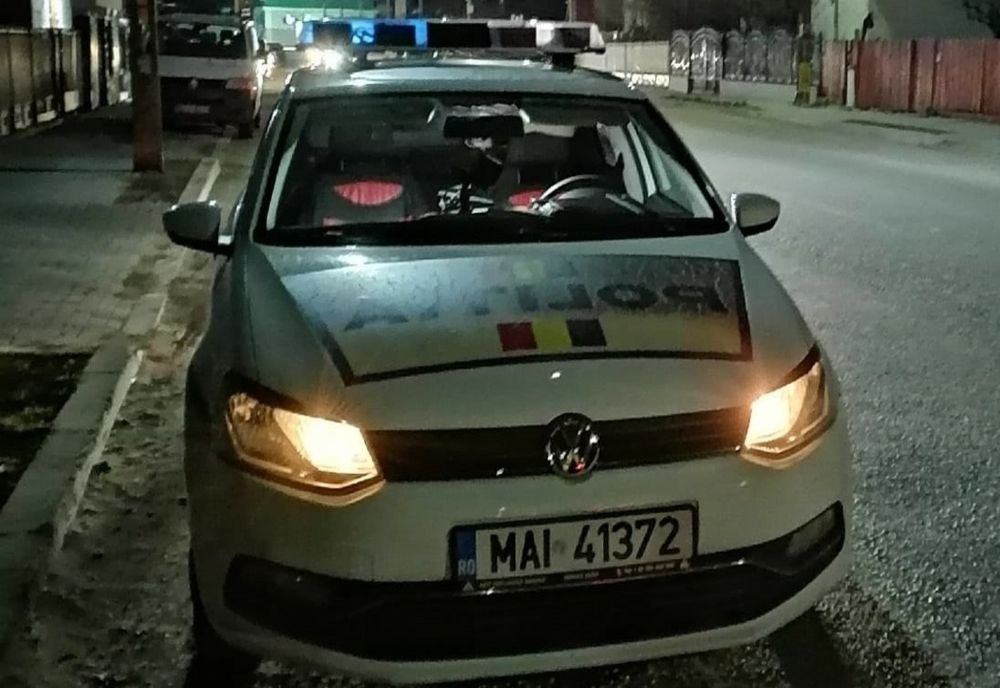 Minor de 17 ani depistat la volanul unui autoturism 