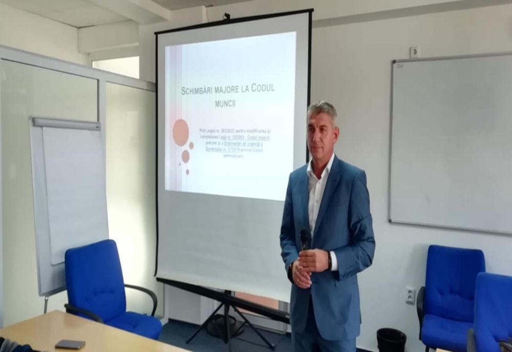 Simpozion avand ca tema – Noutati legislative in domeniul relatiilor de munca