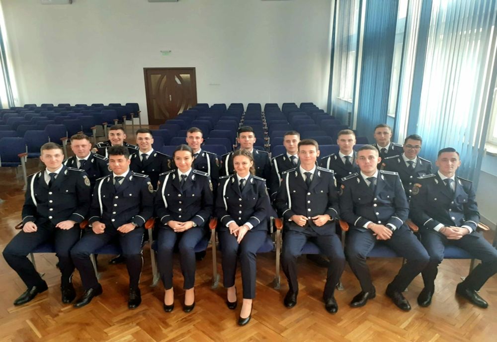 16 absolvenţi ai Şcolii de Agenţi de Poliţie „Vasile Lascăr” Câmpina repartizați pe funcții la IPJ Brăila