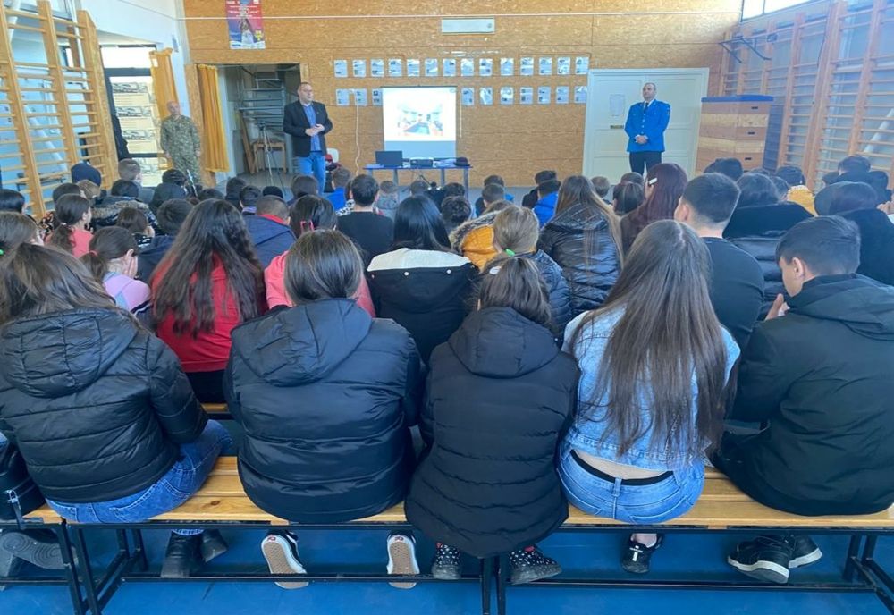 Caravana Prefecturii Brăila a poposit la Însurăței și Tichilești