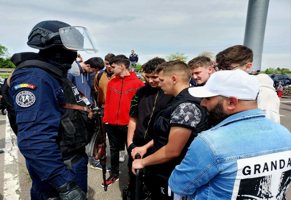 Jandarmii brăileni au fost prezenți la evenimentul „Împreună, pentru siguranța copiilor”