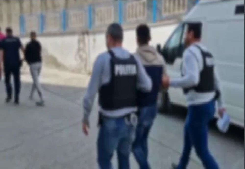 Video: Patru tineri reținuți în cazul atacului de sâmbătă seara, de pe Bulevardul Dorobanților din municipiul Brăila