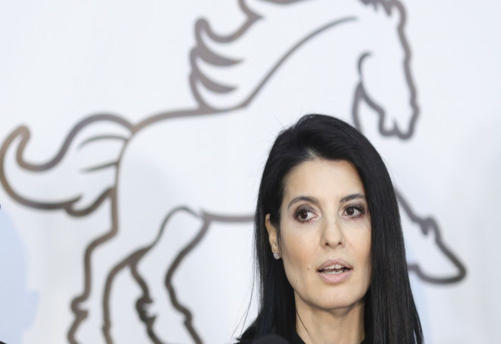 LAVINIA ȘANDRU, CANDIDATĂ LA PREZIDENȚIALE DIN PARTEA PUSL: „SUNT CANDIDATA ROMÂNIEI REALE”