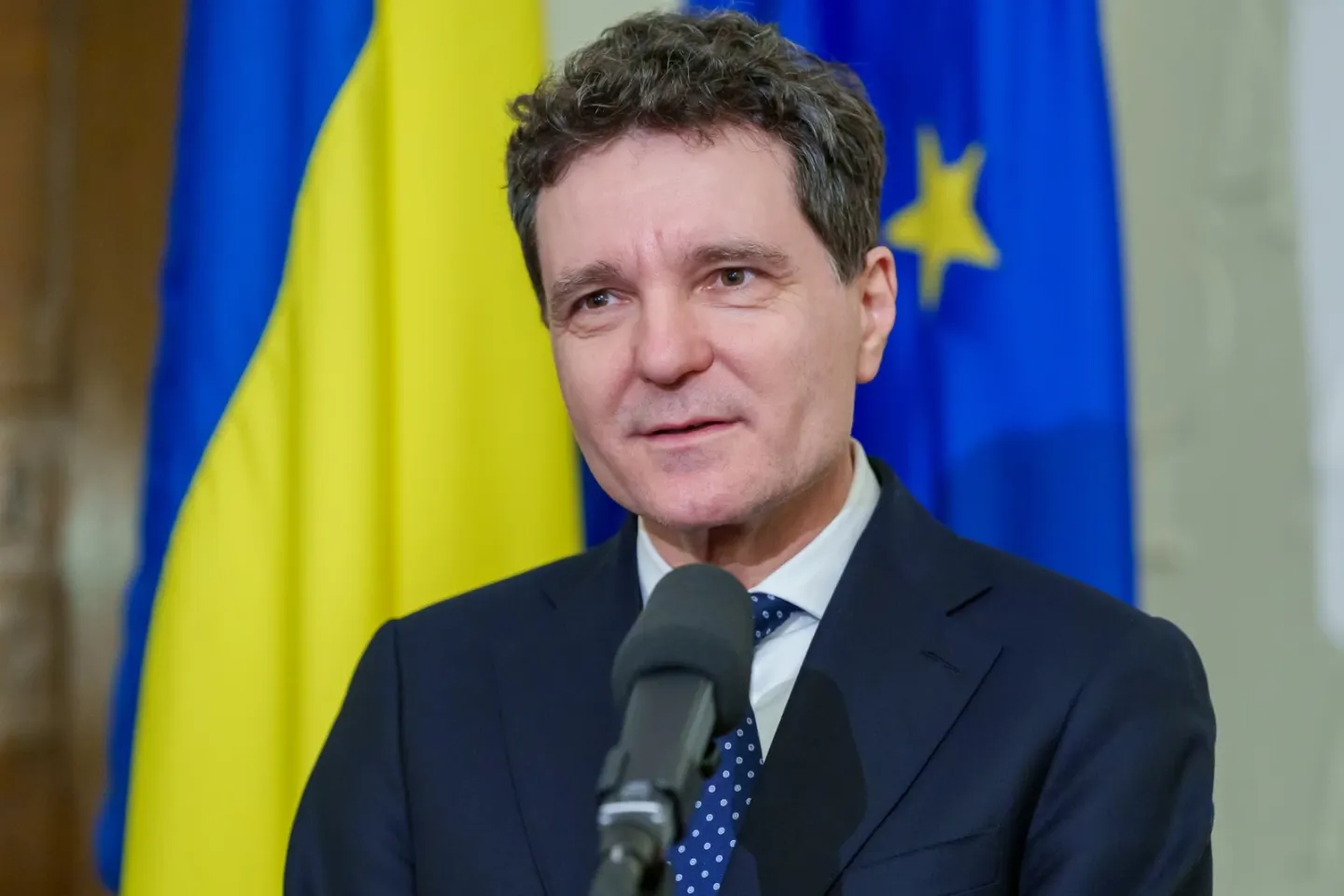 Scrisoarea sindicaliștilor către Nicușor Dan: „Noua Lege a salarizării accentuează inechitățile”. Cer blocarea proiectului