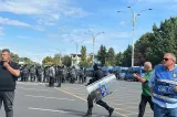 Ciocniri între fermieri și forțele de ordine, la mitingul de protest din Piața Victoriei. Comunicatul Jandarmeriei Române - LIVE TEXT