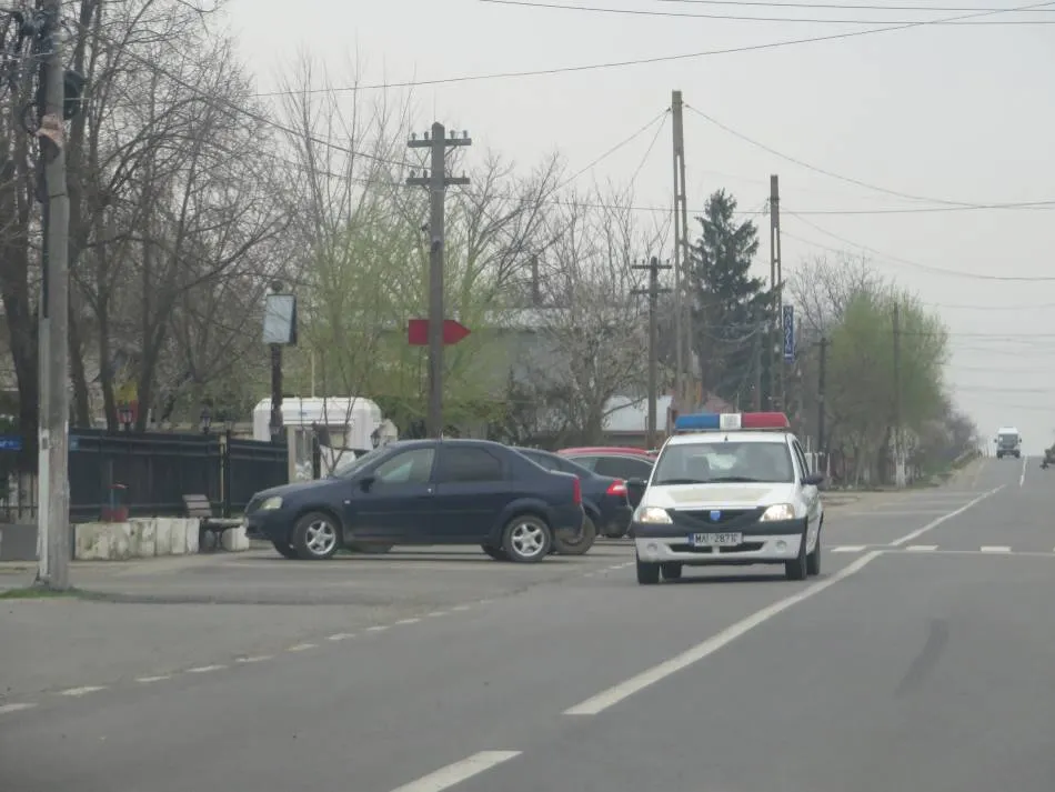 Actiuni-ale-politiei-in-Movila-Miresii