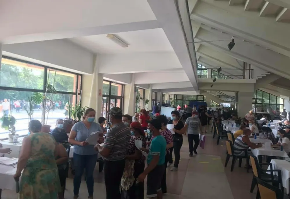 340 de participanți la Bursa locurilor de muncă au fost selectați în vederea angajării