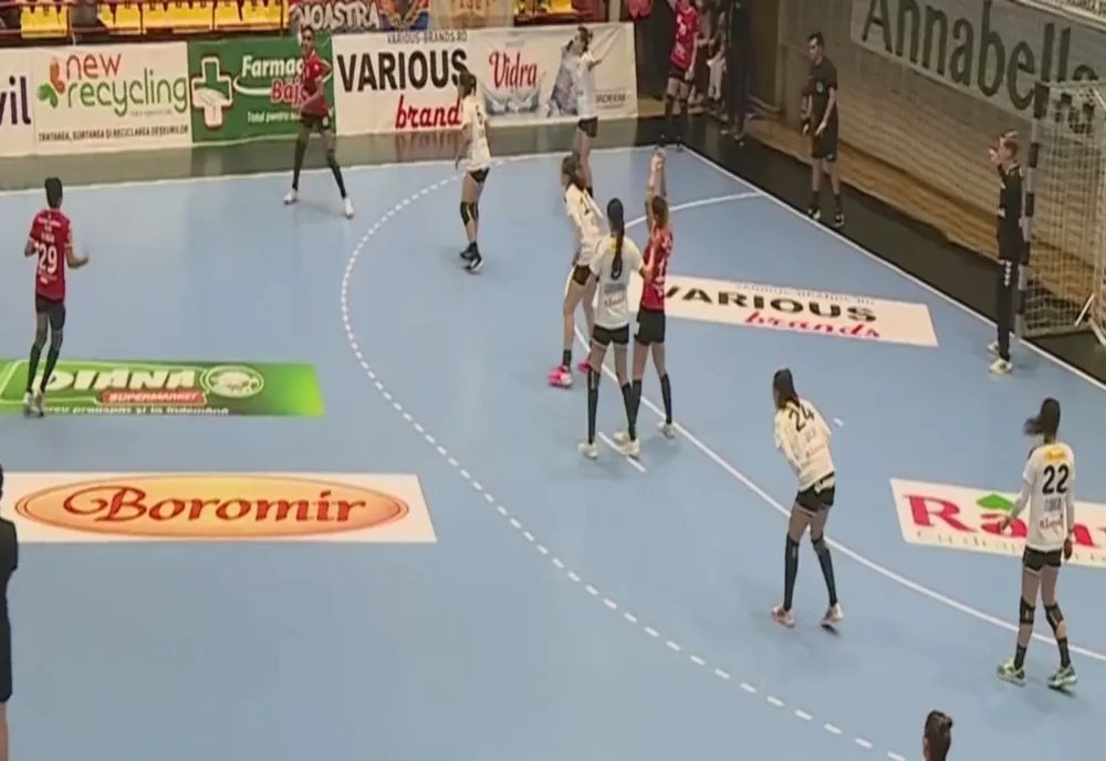 HC Dunărea Brăila a suferit a doua înfrângere consecutivă în Liga Florilor, fiind învinsă de SCM Râmnicu Vâlcea cu 32-27 (19-12)