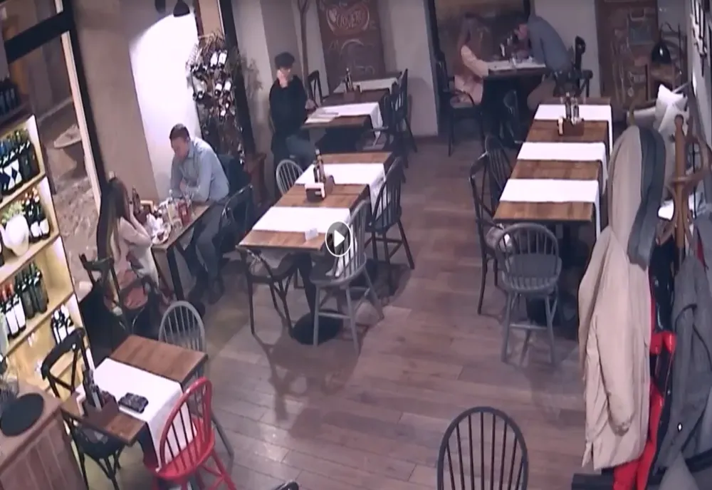 Administratorul unui restaurant din Brăila amendat pentru că avea deschis după ora 22.00
