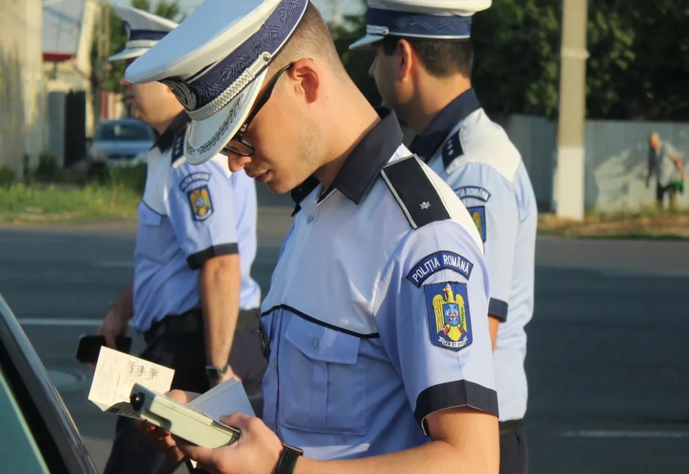 Poliţiştii brăileni acţionează pentru prevenirea și combaterea faptelor antisociale