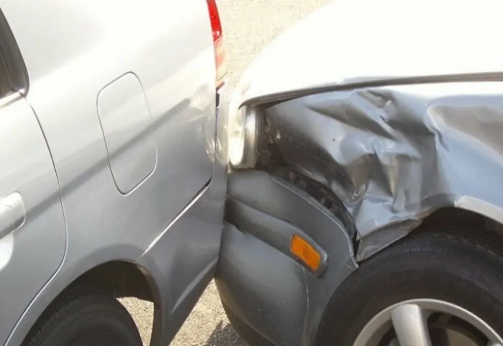 Accident în comuna Romanu. O persoană a fost rănită