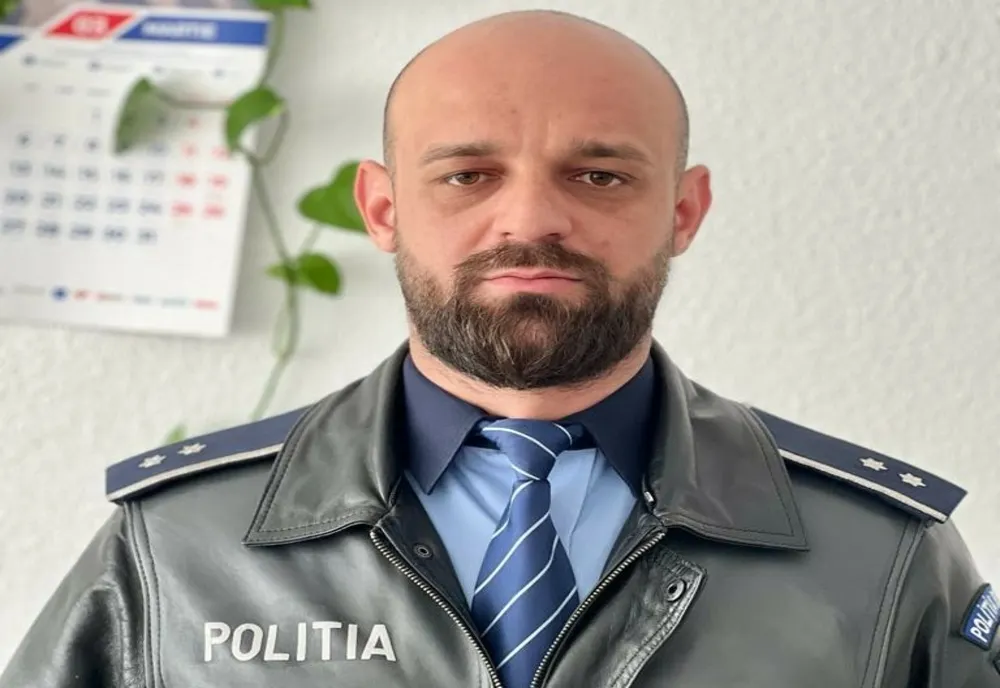Fler de polițist și în timpul liber. A văzut că la volanul mașinii din fața sa se afla un minor și și-a chemat colegii pentru a interveni cât mai repede
