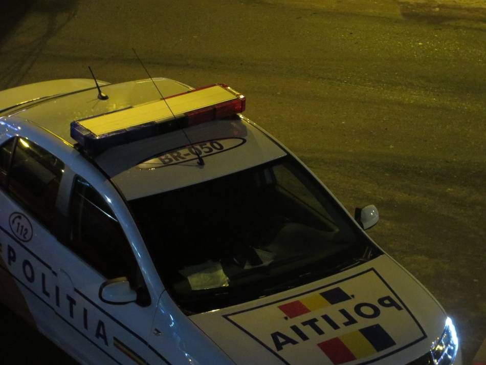 masina pusa sub sechestru