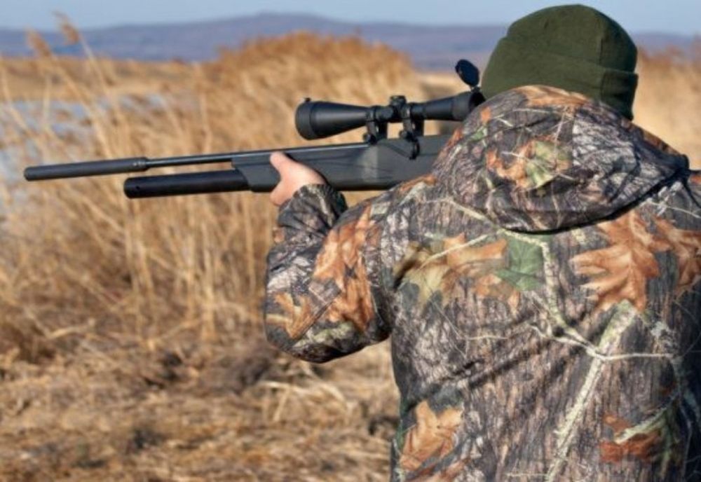 Cercetați penal pentru braconaj cinegetic și uz de armă letală fără drept