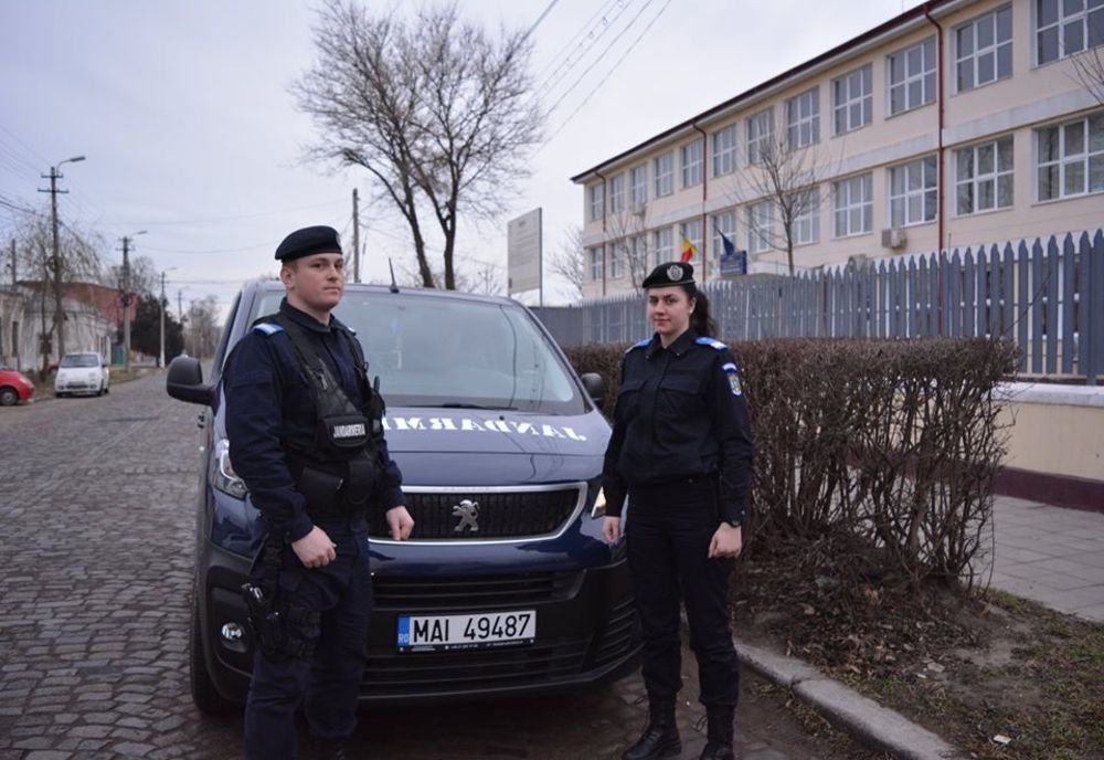 Scandalagii la prima oră într-un bar din municipiul Brăila