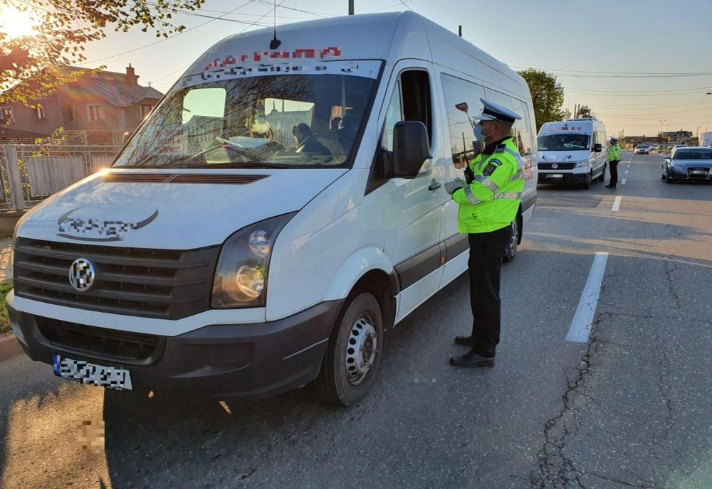 Acțiuni ale polițiștilor pentru siguranța transportului rutier