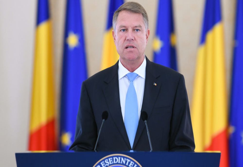 STARE DE ALERTĂ | Klaus Iohannis: ”De la 1 iunie se redeschid terasele. Se reiau competițiile sportive și se va putea merge la plajă”