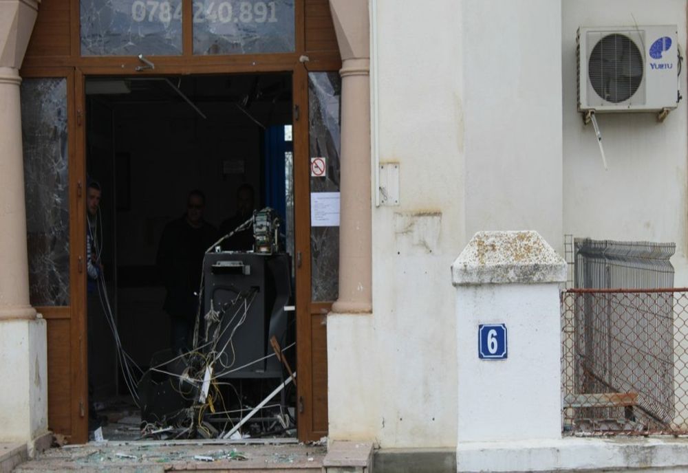 Bărbatul care a aruncat în aer bancomatul din Viziru cercetat și pentru alte infracțiuni