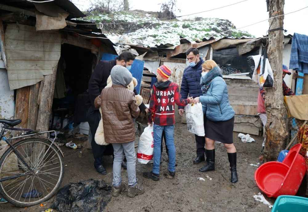 O mie de persoane nevoiașe vor primi daruri de Sf. Neculai 