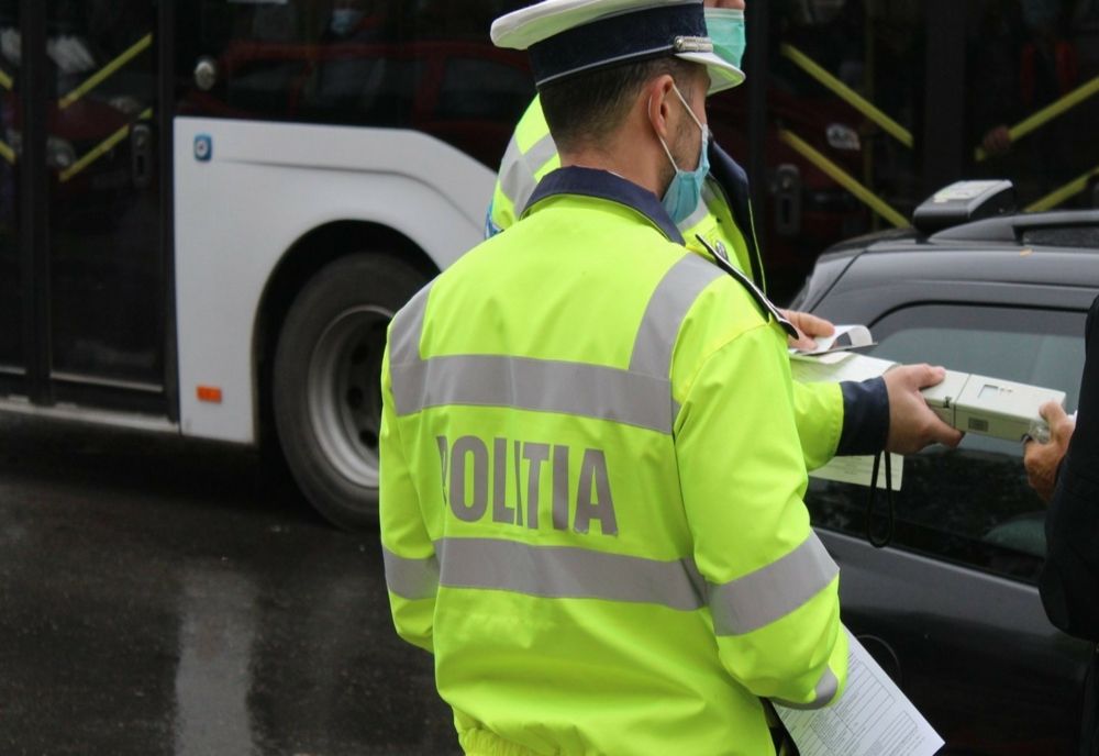 Controale ale polițiștilor și jandarmilor pentru verificarea respectării măsurilor de protecție