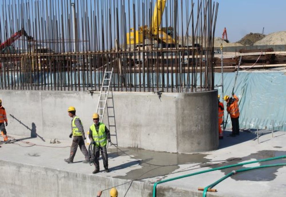 Galerie foto+video: Lucrările la Podul peste Dunăre avansează