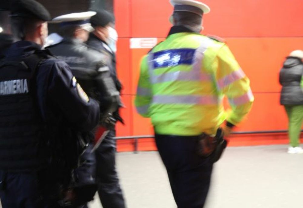 În cursul zilei de ieri au fost aplicate 52 de sancțiuni contravenționale pentru nerespectarea măsurilor de protecție individuală