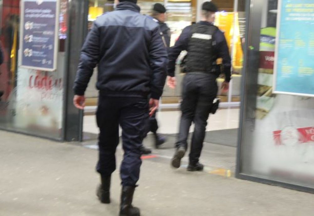 Sâmbătă au fost aplicate 60 de sancţiuni contravenţionale la Legea 55/2020 