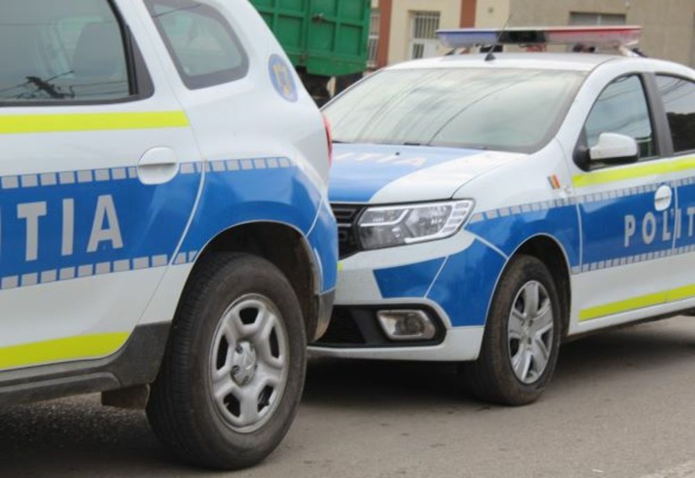 Cercetat penal pentru mai multe infracțiuni la regimul rutier  