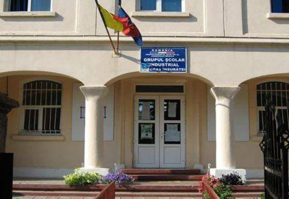 Polițiștii au desfășurat activități pentru creșterea gradului de siguranță a elevilor și a personalului didactic