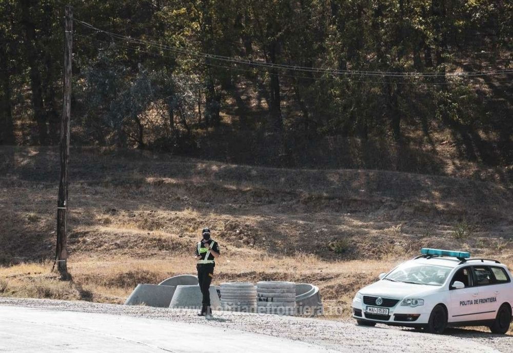 Brăilean de 73 de ani depistat de polițiștii de frontieră la volanul unui tractor cu remorcă neînmatriculată
