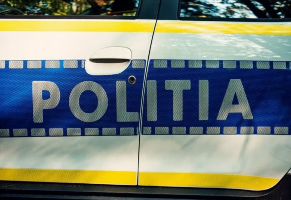 Cercetat penal pentru deținerea de produse contrafăcute