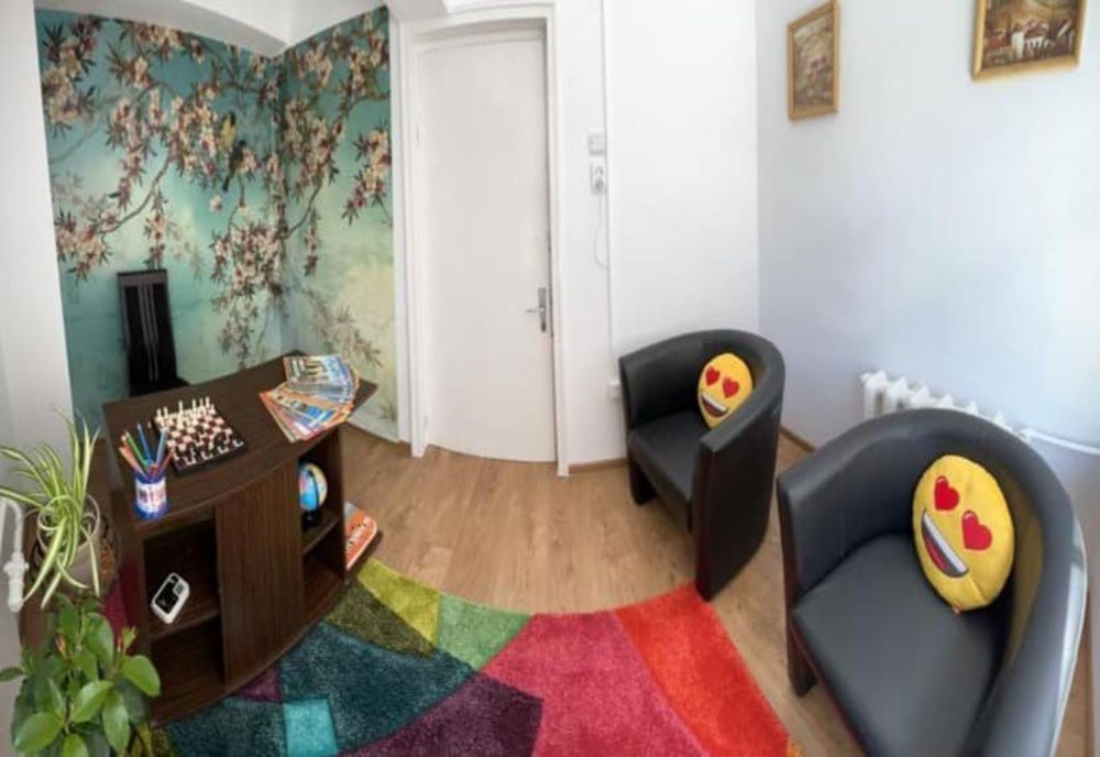 De Ziua Internaţională a Copilului, Tribunalul Brăila inaugurează prima cameră destinată exclusiv audierii minorilor