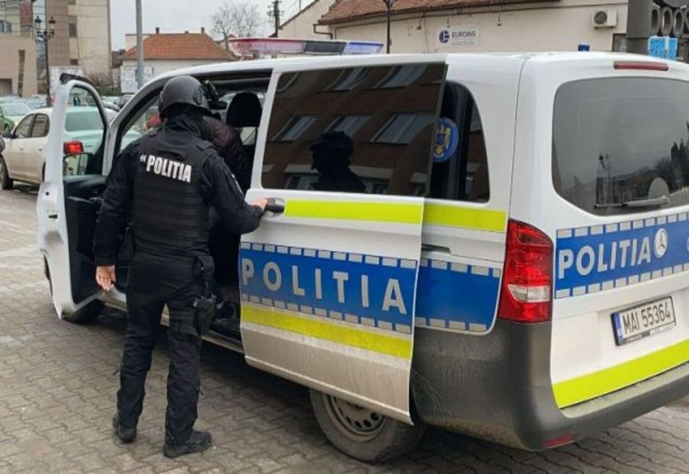 Polițiștii chemați să apleneze un conflict conjugal