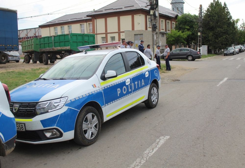 Cercetat penal pentru conducerea unui autoturism neînmatriculat