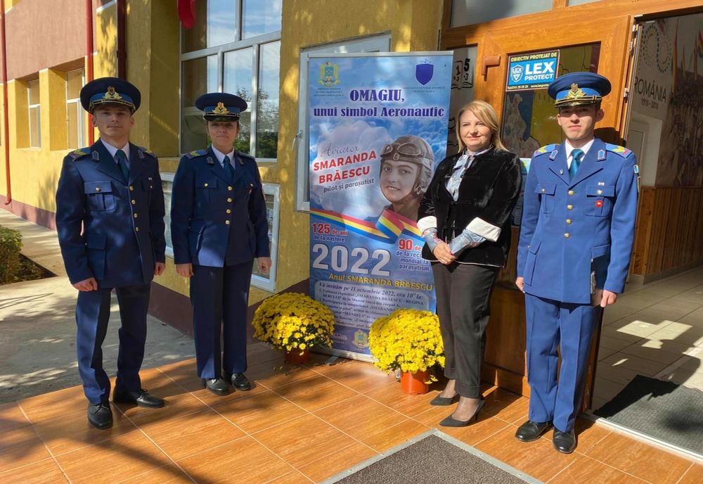 Muzeul Ianca a organizat vernisajul Expoziției ”Eroina Cerului - Smaranda Brăescu”.