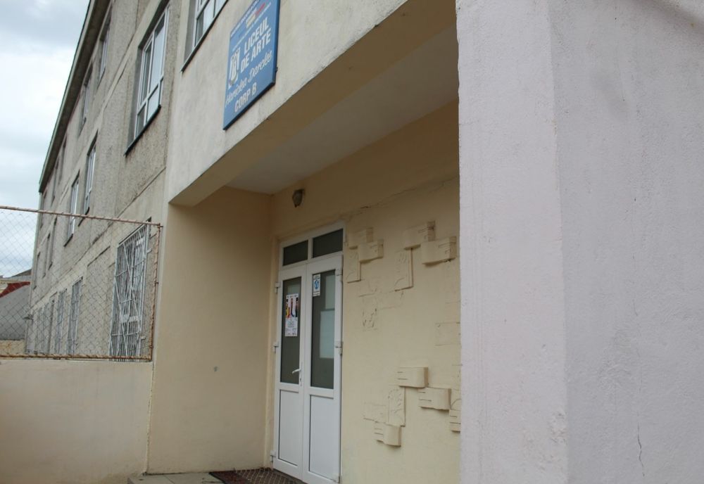 Unde sunt clădirile din Brăila încadrate la grad de risc seismic I în urma unor expertize efectuate anii trecuți. Un bloc din cartierul Hipodrom încadrat la grad de risc seismic II