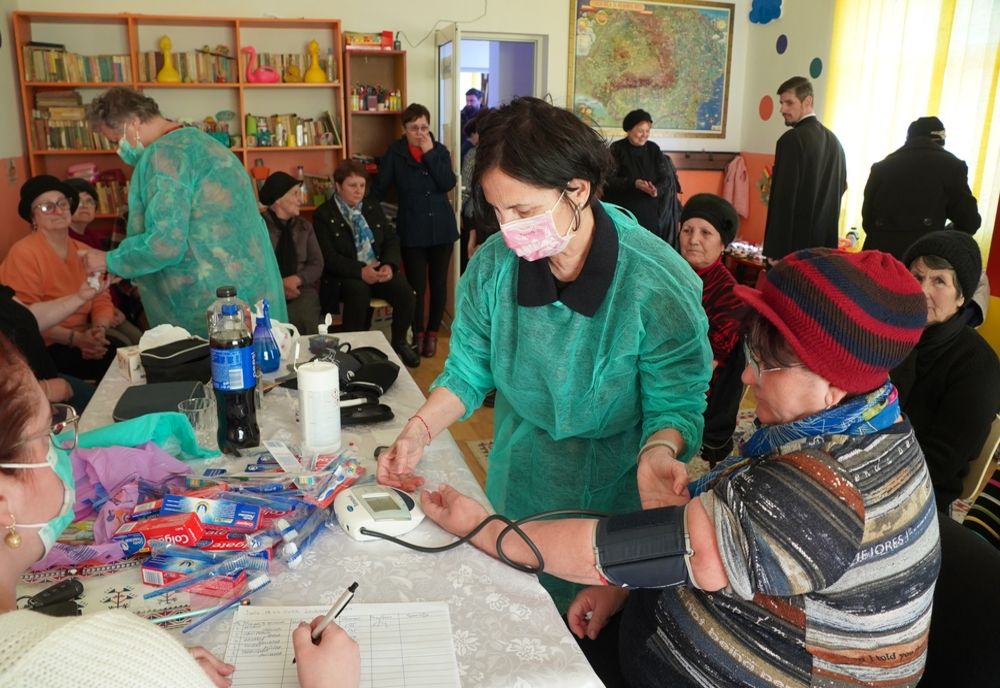 Caravană medicală în localităţile Albina şi Căldăruşa din judeţul Brăila