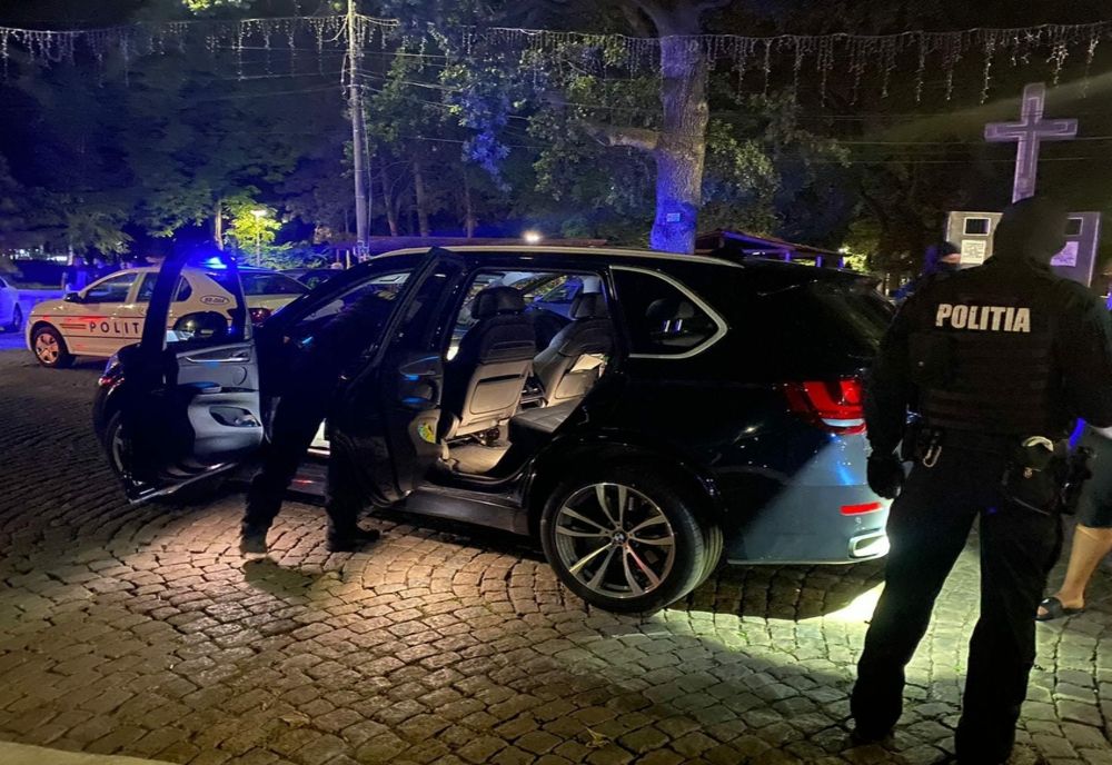 Acțiuni și razii ale polițiștilor din Brăila pentru prevenirea și descurajarea faptelor comise cu violență, a situațiilor de risc și pentru combaterea consumului de droguri