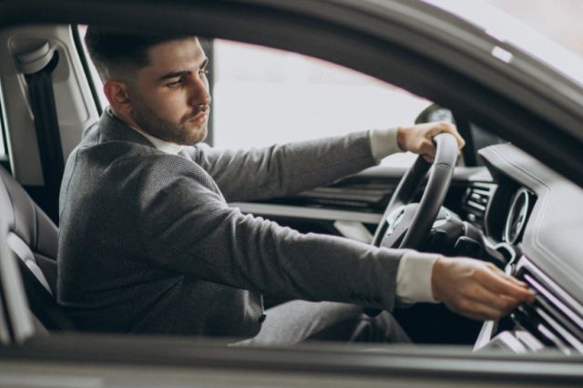 Asigurările RCA ating noi recorduri de preț VIDEO