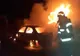 Șofer băut a intrat cu mașina într-o bordura, apoi vehiculul a luat foc