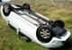 Accident pe DE 584! Șoferul a pierdut controlul și s-a răsturnat cu mașina!
