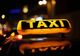 Trei bărbați au chemat un taxi și după ce l-au bătut pe șofer i-au luat acestuia mașina
