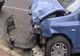 Un tânăr cu permisul suspendat s-au urcat băut la volan și a acroșat un alt autoturism ce se afla parcat în afara părții carosabile